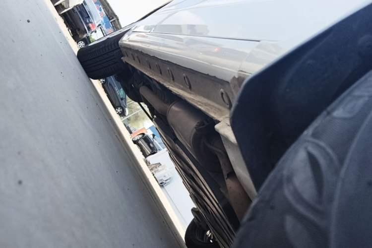 Used Honda Fit 2021 1.5L CVT Trend Edition Right Side Sill