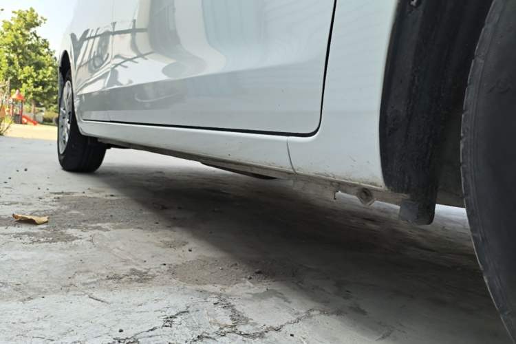 Used Honda Fit 2021 1.5L CVT Trend Edition Right Side Sill