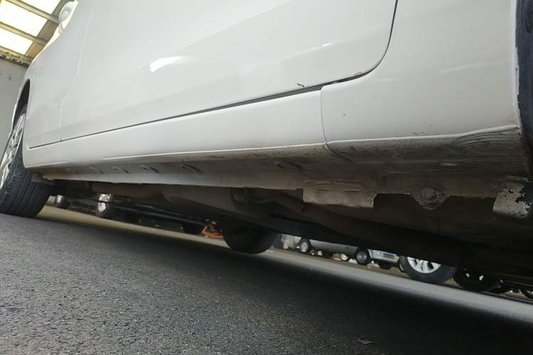 Used Honda Fit 2021 1.5L CVT Trend Edition Right Side Sill