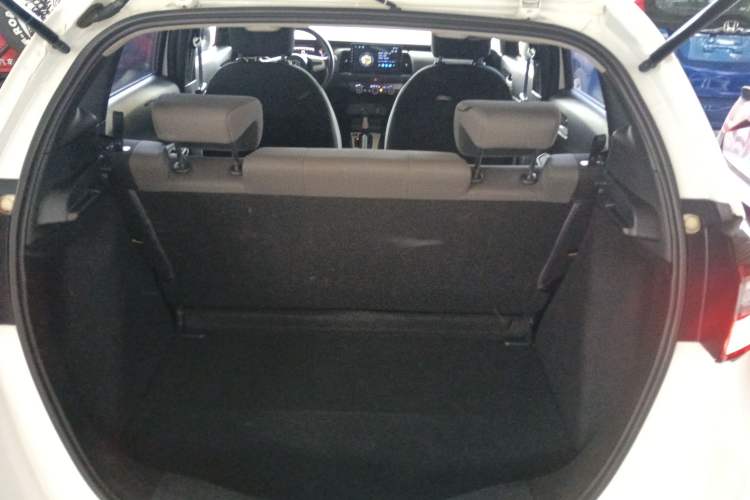 Used Honda Fit 2021 1.5L CVT Trend Edition Trunk