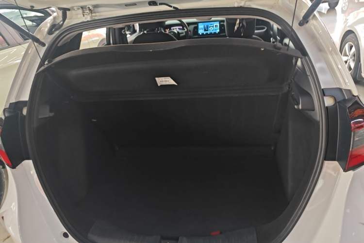Used Honda Fit 2021 1.5L CVT Trend Edition Trunk