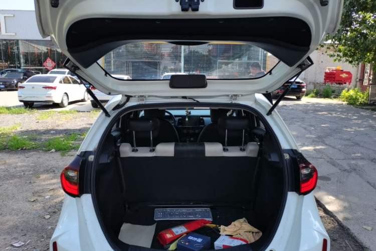Used Honda Fit 2021 1.5L CVT Trend Edition Trunk