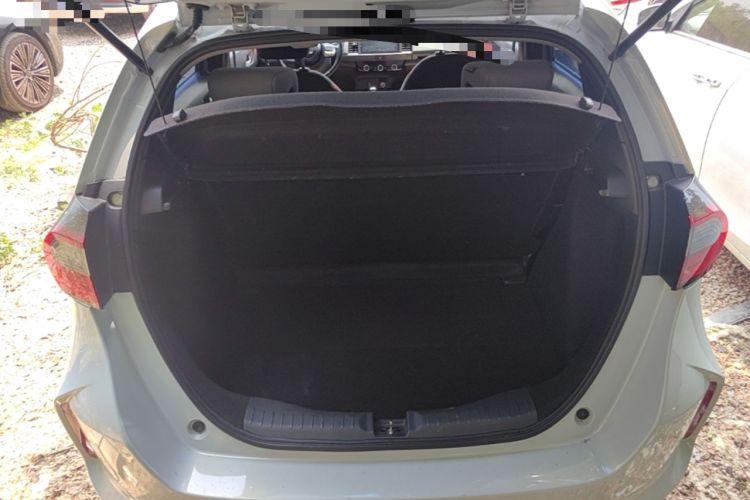 Used Honda Fit 2021 1.5L CVT Trendy Run Pro Edition Trunk