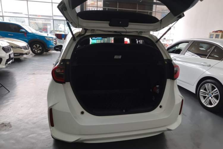 Used Honda Fit 2021 1.5L CVT Trendy Run Pro Edition Trunk
