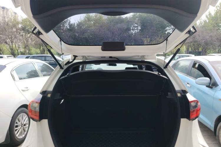 Used Honda Fit 2021 1.5L CVT Trend Edition Trunk