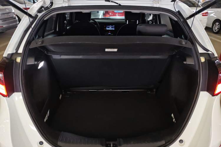 Used Honda Fit 2021 1.5L CVT Trend Edition Trunk
