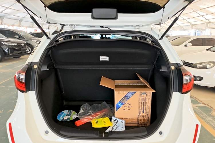 Used Honda Fit 2021 1.5L CVT Trendy Sports Edition Trunk