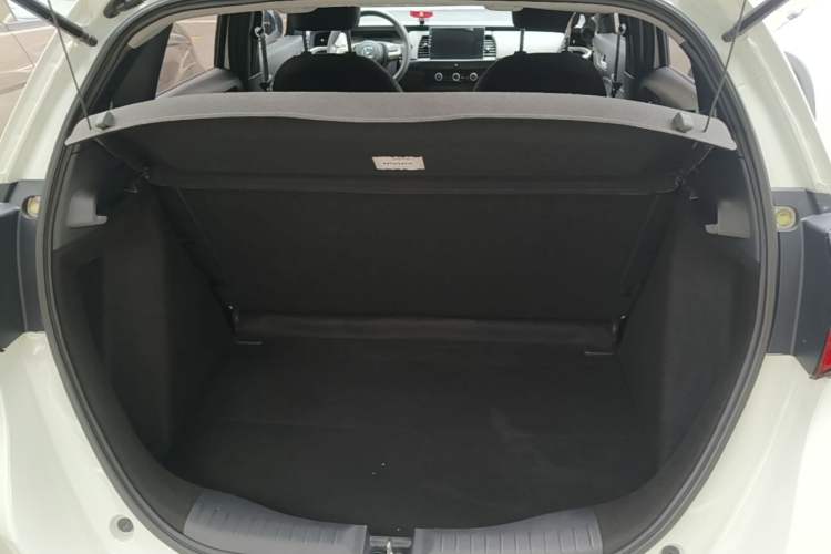 Used Honda Fit 2021 1.5L CVT Trend Edition Trunk