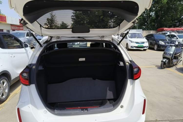 Used Honda Fit 2021 1.5L CVT Trend Edition Trunk