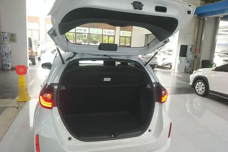 Used Honda Fit 2021 1.5L CVT Trend Edition Trunk