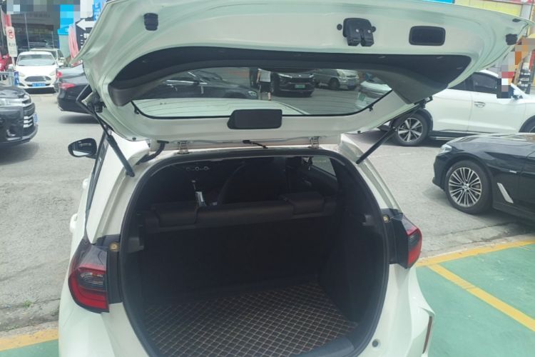 Used Honda Fit 2021 1.5L CVT Trend Edition Trunk
