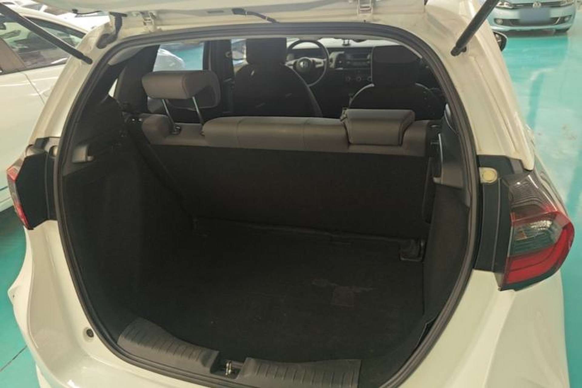 Used Honda Fit 2021 1.5L CVT Trend Edition Trunk
