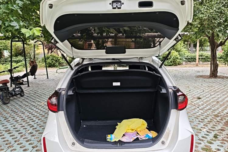 Used Honda Fit 2021 1.5L CVT Trend Edition Trunk
