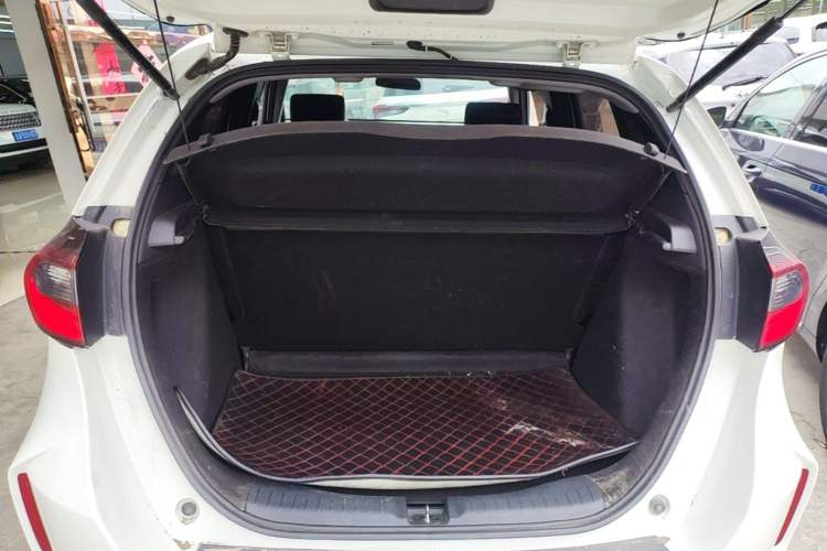 Used Honda Fit 2021 1.5L CVT Trend Edition Trunk