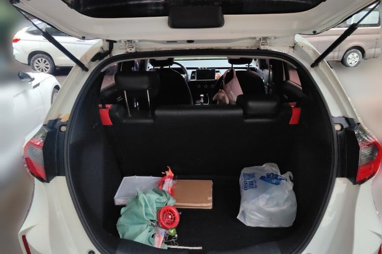 Used Honda Fit 2021 1.5L CVT Trendy Edition Trunk