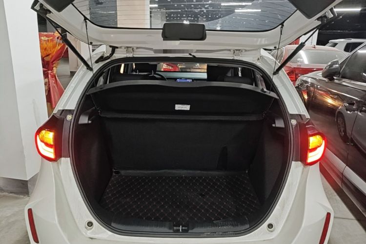 Used Honda Fit 2021 1.5L CVT Trend Edition Trunk