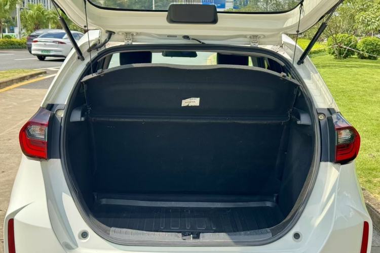 Used Honda Fit 2021 1.5L CVT Trend Edition Trunk