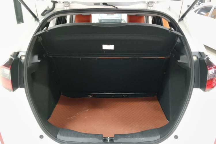 Used Honda Fit 2021 1.5L CVT Trendy Run Pro Edition Trunk
