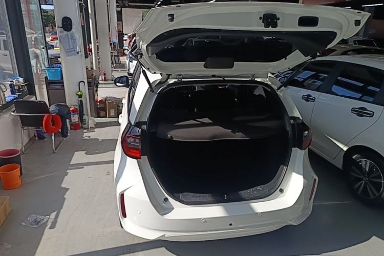 Used Honda Fit 2021 1.5L CVT Trendy Run Pro Edition Trunk