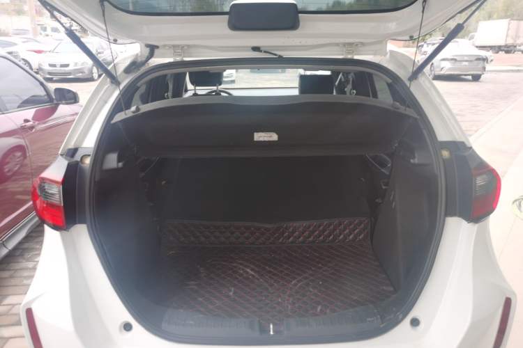 Used Honda Fit 2021 1.5L CVT Trend Edition Trunk