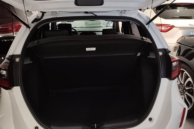Used Honda Fit 2021 1.5L CVT Trend Edition Trunk