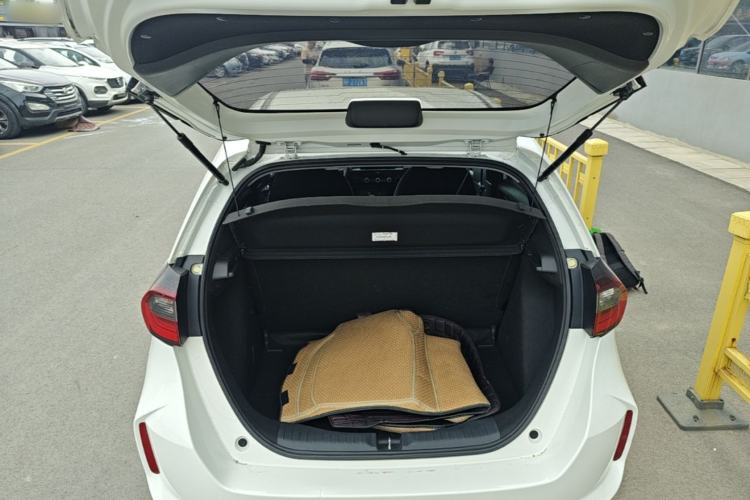 Used Honda Fit 2021 1.5L CVT Trend Edition Trunk