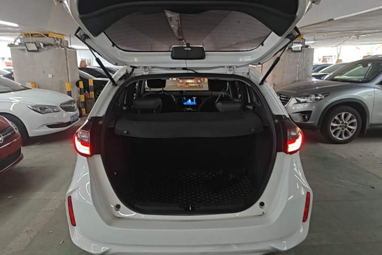 Used Honda Fit 2021 1.5L CVT Trend Edition Trunk