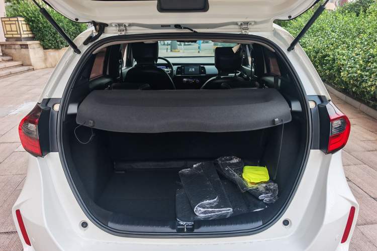 Used Honda Fit 2021 1.5L CVT Trend Edition Trunk