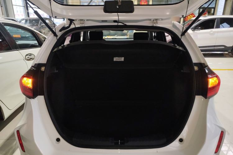 Used Honda Fit 2021 1.5L CVT Trend Edition Trunk