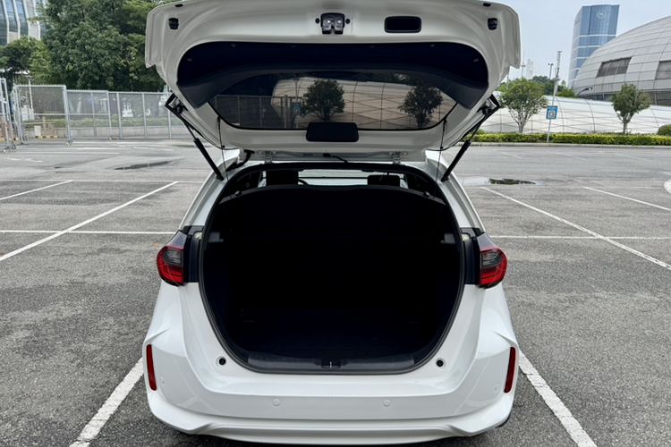 Used Honda Fit 2021 1.5L CVT Trend Edition Trunk