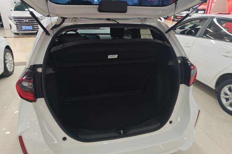Used Honda Fit 2021 1.5L CVT Trend Edition Trunk
