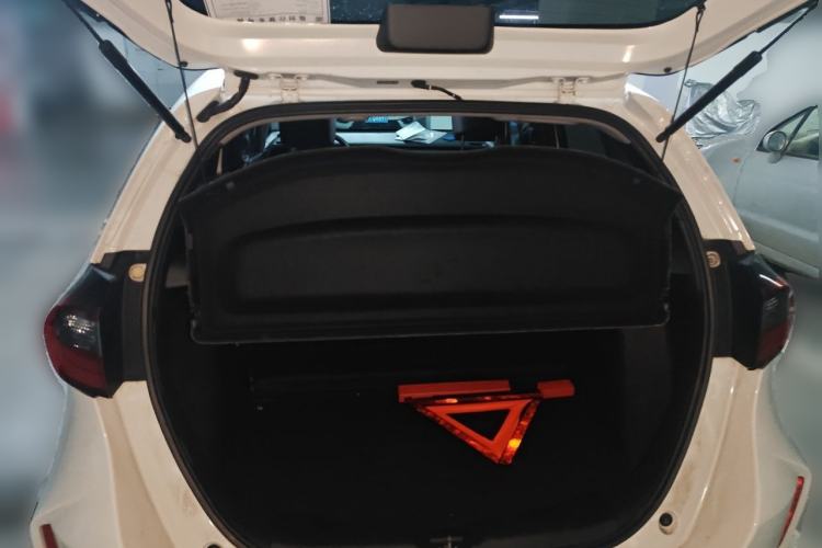 Used Honda Fit 2021 1.5L CVT Trend Edition Trunk