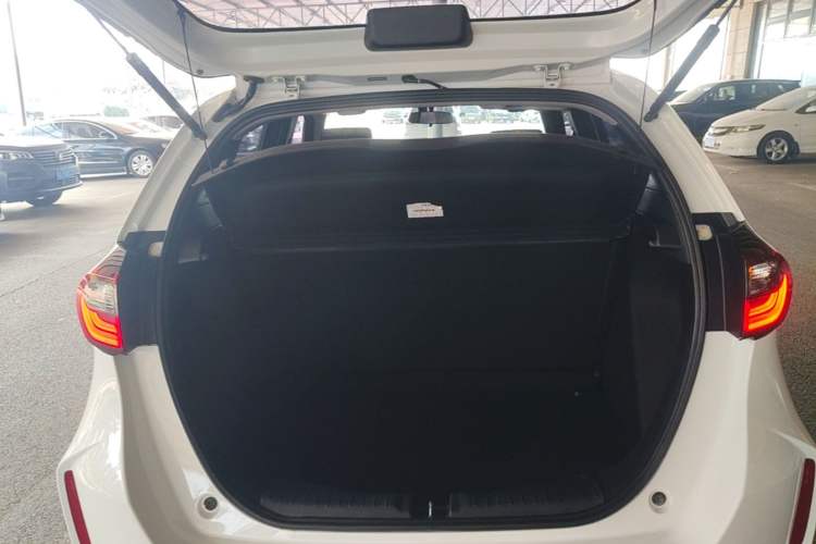 Used Honda Fit 2021 1.5L CVT Trendy Edition Trunk