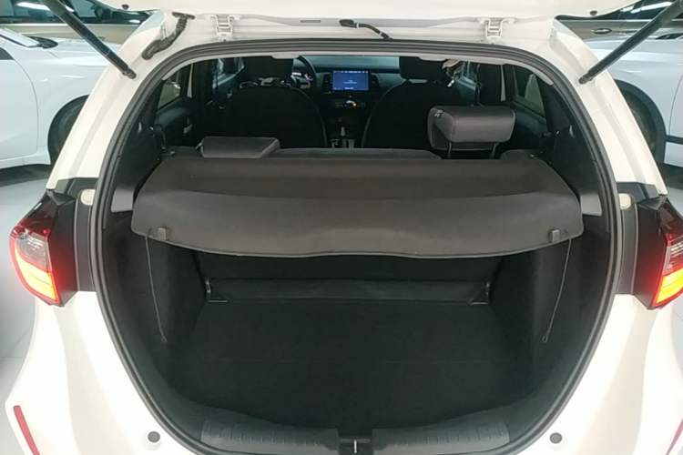 Used Honda Fit 2021 1.5L CVT Trendy Sports Edition Trunk