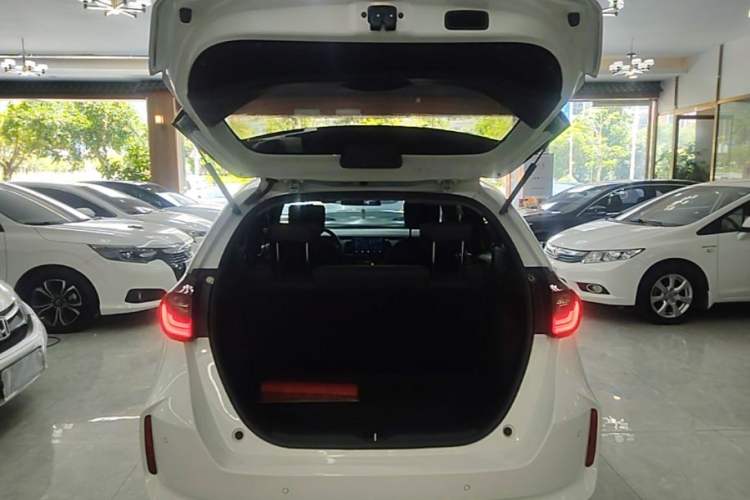Used Honda Fit 2021 1.5L CVT Trendy Edition Trunk