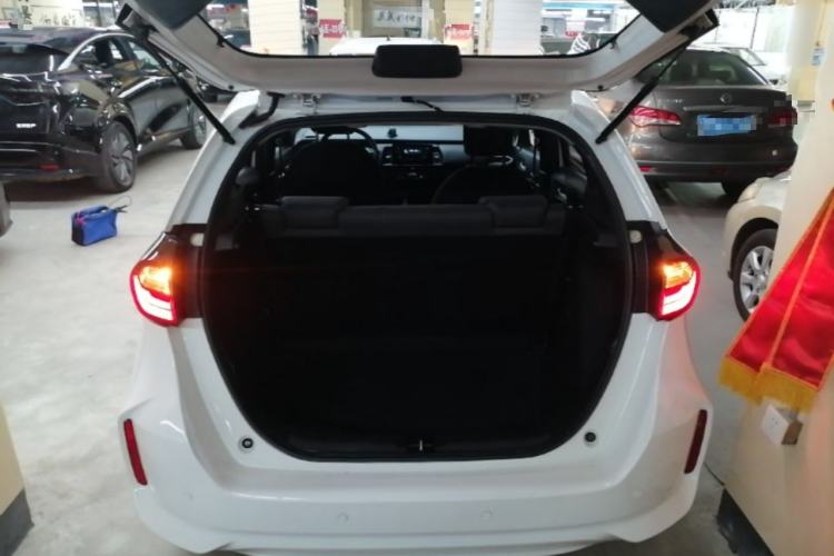 Used Honda Fit 2021 1.5L CVT Trend Edition Trunk