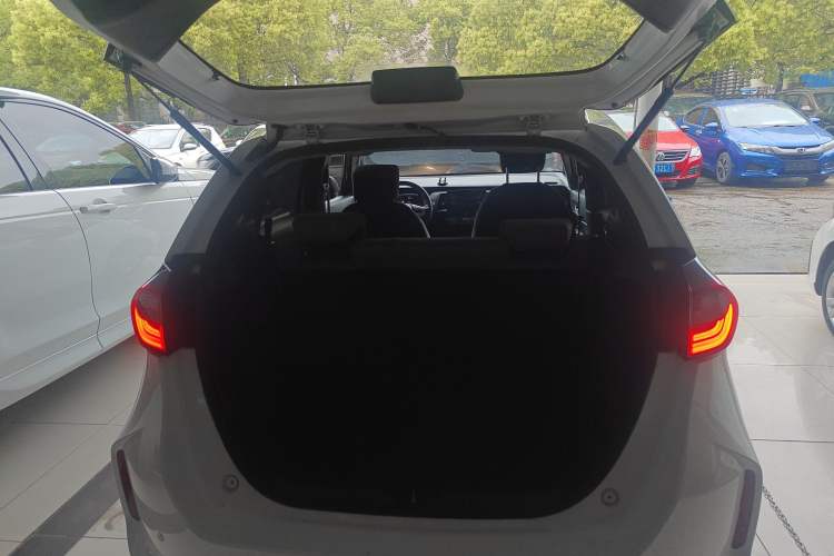 Used Honda Fit 2021 1.5L CVT Trend Edition Trunk