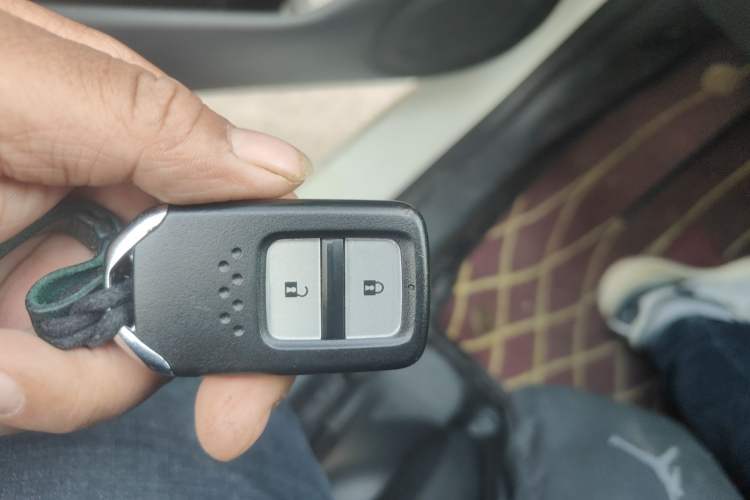 Used Honda Fit 2021 1.5L CVT Trend Edition Vehicle Key