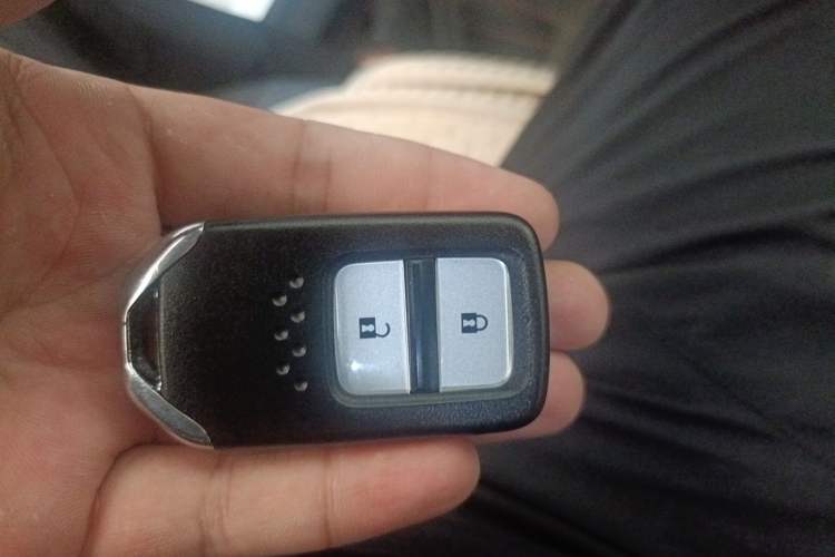 Used Honda Fit 2021 1.5L CVT Trend Edition Vehicle Key