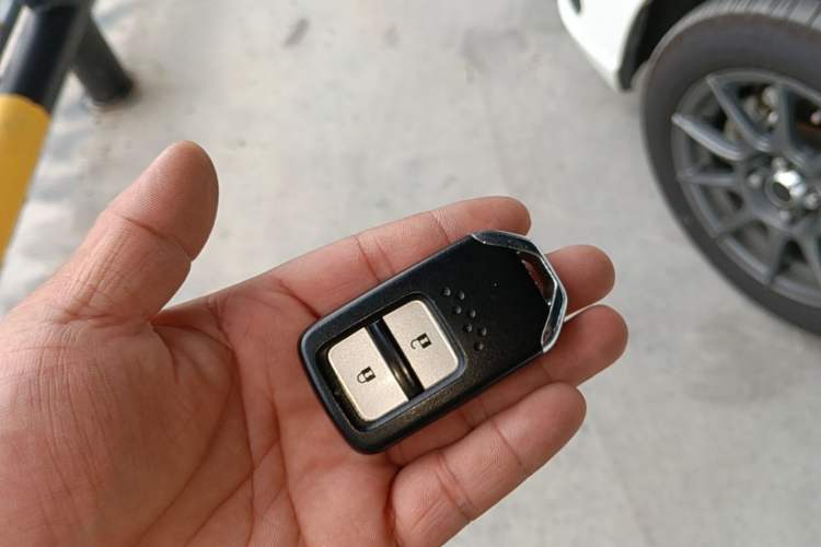 Used Honda Fit 2021 1.5L CVT Trend Edition Vehicle Key