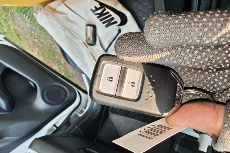 Used Honda Fit 2021 1.5L CVT Trend Edition Vehicle Key