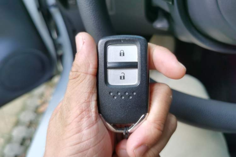Used Honda Fit 2021 1.5L CVT Trend Edition Vehicle Key