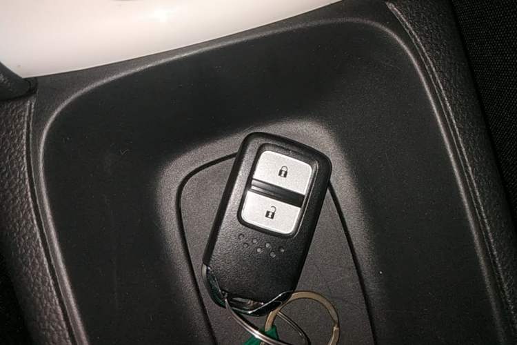 Used Honda Fit 2021 1.5L CVT Trend Edition Vehicle Key