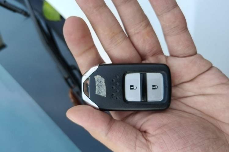 Used Honda Fit 2021 1.5L CVT Trend Edition Vehicle Key