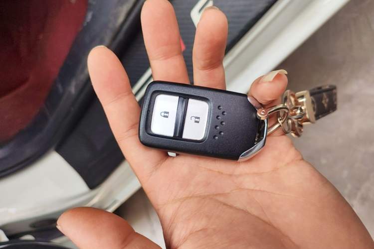 Used Honda Fit 2021 1.5L CVT Trend Edition Vehicle Key