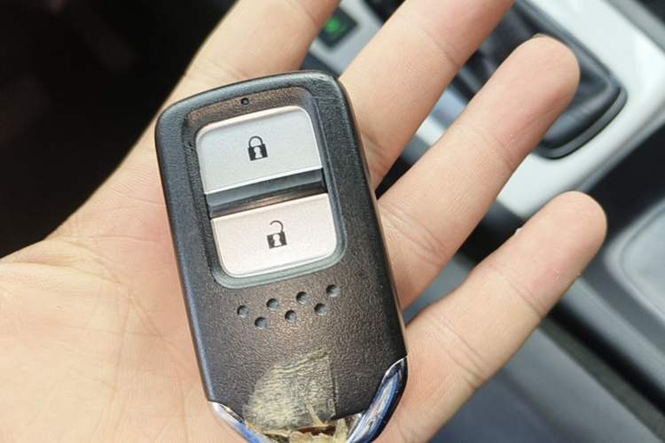 Used Honda Fit 2021 1.5L CVT Trend Edition Vehicle Key