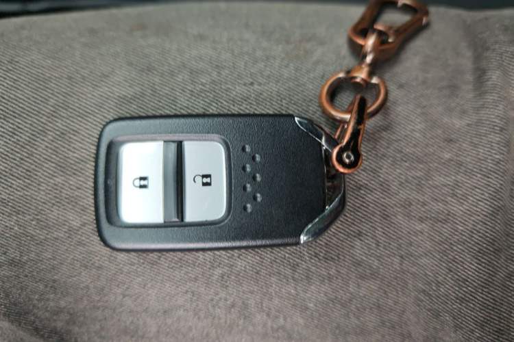 Used Honda Fit 2021 1.5L CVT Trendy Edition Vehicle Key