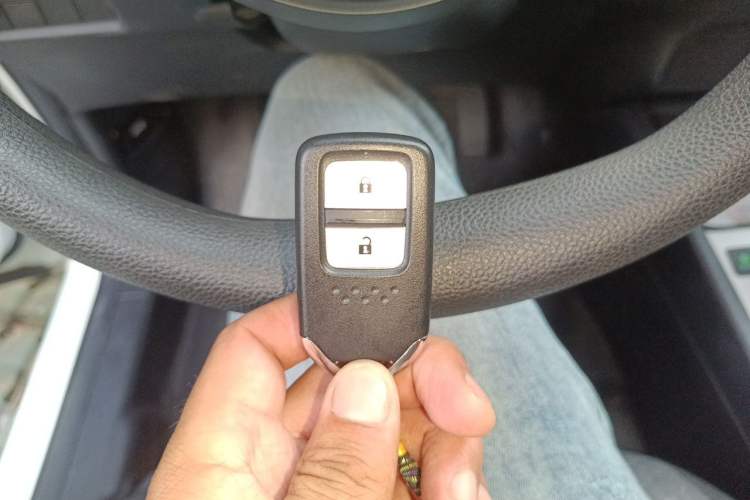 Used Honda Fit 2021 1.5L CVT Trend Edition Vehicle Key