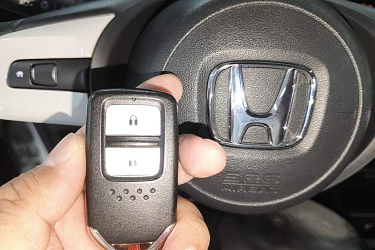 Used Honda Fit 2021 1.5L CVT Trend Edition Vehicle Key