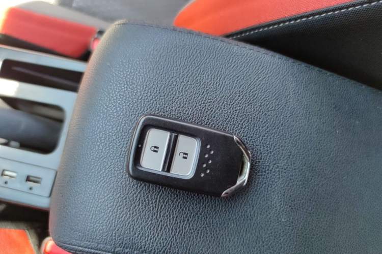 Used Honda Fit 2021 1.5L CVT Trend Edition Vehicle Key